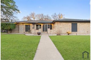 7933 Skylake Dr, Fort Worth, TX 76179