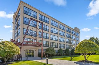 21 Illinois St #508, Worcester, MA 01610