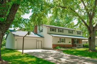 2475 Darwin Dr, Columbus, OH 43235