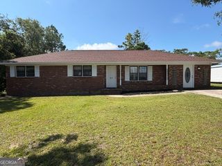 815 E  Edwards St, Mount Vernon, GA 30445