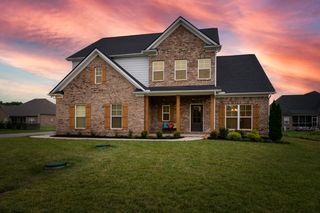 1104 Owen Layne Dr, Murfreesboro, TN 37129