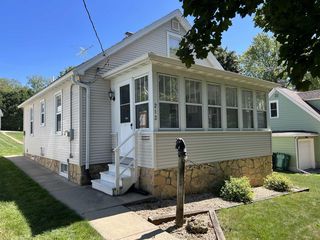 213 North Washington Street, Mount Horeb, WI 53572