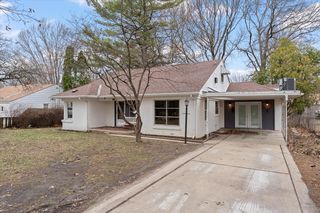 1412 W  Clark St, Champaign, IL 61821