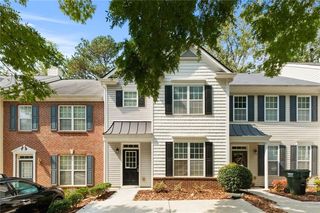 135 Galecrest Dr, Alpharetta, GA 30004