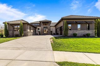 3810 E Knollwood Drive, Springfield, MO 65721