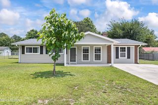 7004 Woodleaf Place, Jacksonville, NC 28546