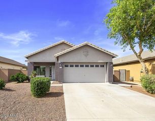 14648 W Gelding Drive, Newport, AZ 85379