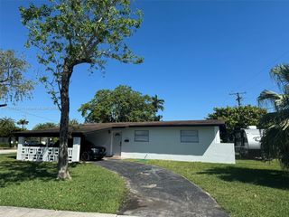 8351 SW 13th Ter, Miami, FL 33144