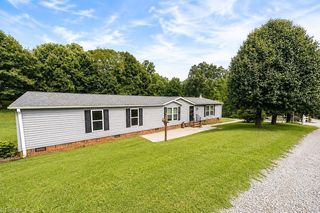 327 E  Carter Mill Rd, Elkin, NC 28621