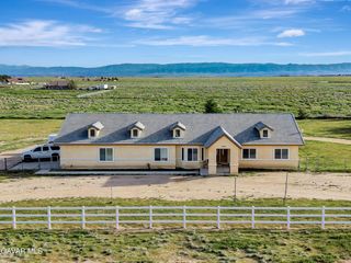 7306 W  Avenue A8, Lancaster, CA 93536