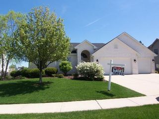25003 Round Barn Rd, Plainfield, IL 60585