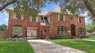 1302 Lake Grayson Dr, Katy, TX 77494