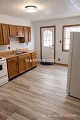 236 York St #2, Bangor, ME 04401