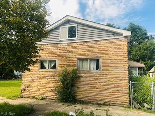 6307 Lansing Ave, Cleveland, OH 44105