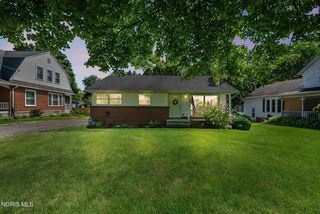 207 S  Damascus St, Liberty center, OH 43532