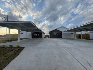 3305 S  Chloe Ave, Edinburg, TX 78542