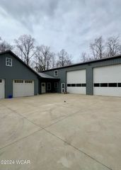 9500 Augsburger Rd, Bluffton, OH 45817