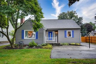 119 Thomas Ave, Rochester, NY 14617