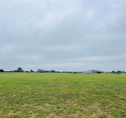 8360 N  Portland Ave, Crescent, OK 73028