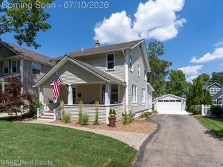 610 Blunk St, Plymouth, MI 48170
