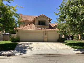 1812 E  Mesa Dr, Lancaster, CA 93535