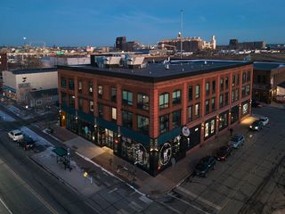 1832 W  Superior St #321, Duluth, MN 55806
