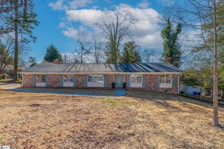 2 S  Del Norte Rd, Greenville, SC 29615