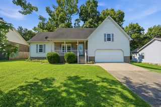 197 Sanders Dr, La Vergne, TN 37086