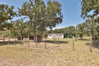 100 Tanglewood Ln, Somerville, TX 77879