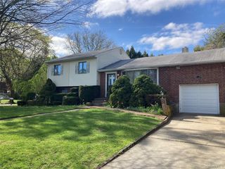16 Upper Drive, Huntington, NY 11743