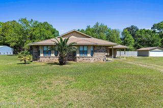 6105 McCormack Rd, Moss Point, MS 39562