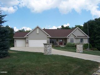 3-449R Deerfield Ct, Lanark, IL 61046