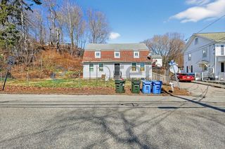 158 Cliff St #2, Norwich, CT 06360