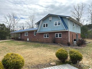 350 Island Ford Rd, Mooresboro, NC 28043