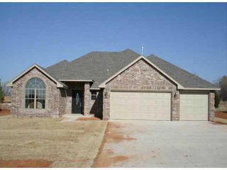 2406 County Road 1195, Tuttle, OK 73010