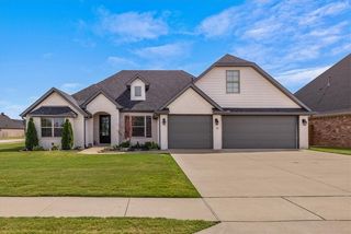 287 Penzo Ave, Springdale, AR 72762