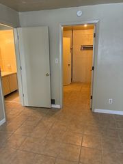 1160 Grand Terrace Dr #4, Fenton, MO 63026