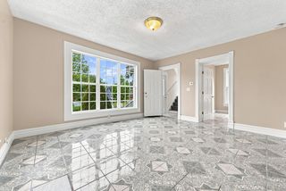 840 Douglas Ave, Aurora, IL 60505