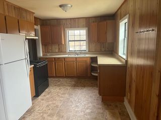 202 W  13th St #3, Hope, AR 71801