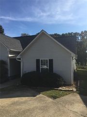 61 W  Sellers St #D, Jasper, GA 30143