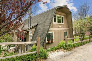 27935 Saint Bernard Ln, Lake Arrowhead, CA 92352