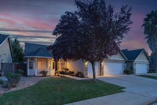 7073 W  San Madele Ave, Fresno, CA 93723