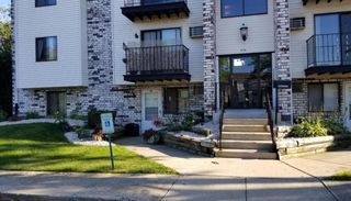 5910 16th St #1G, Racine, WI 53406