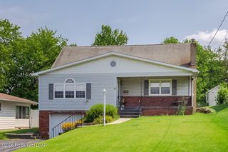 6 Ash St, Dupont, PA 18641