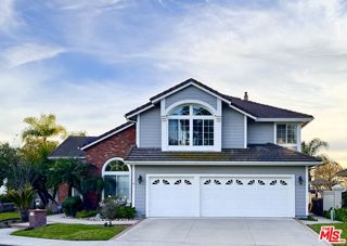 775 S  Dove Tree Ln, Anaheim, CA 92808