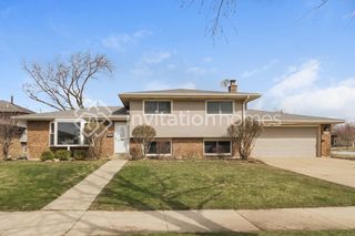 17342 Oriole Ave, Tinley Park, IL 60477