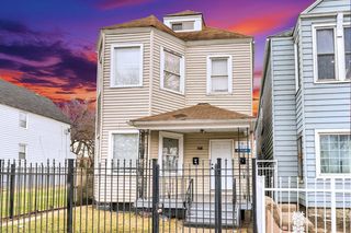 3011 E  80th St, Chicago, IL 60617