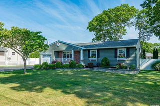 191 Robinwood Drive, Shirley, NY 11967