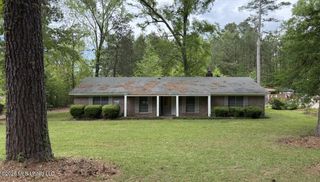 118 Scottdale Dr, Jackson, MS 39212