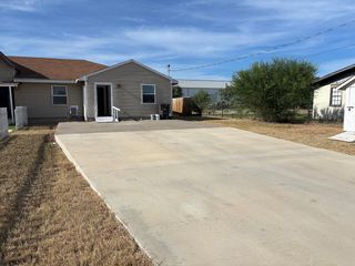 1336 Las Quintas Blvd, Eagle Pass, TX 78852